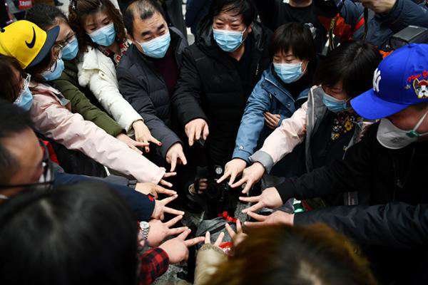 鹽城中健康復(fù)醫(yī)院為一線白衣天使點(diǎn)贊！165支醫(yī)療隊(duì)19916人馳援湖北！